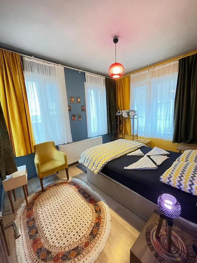 Taksim Pera House Apartment Istanbul